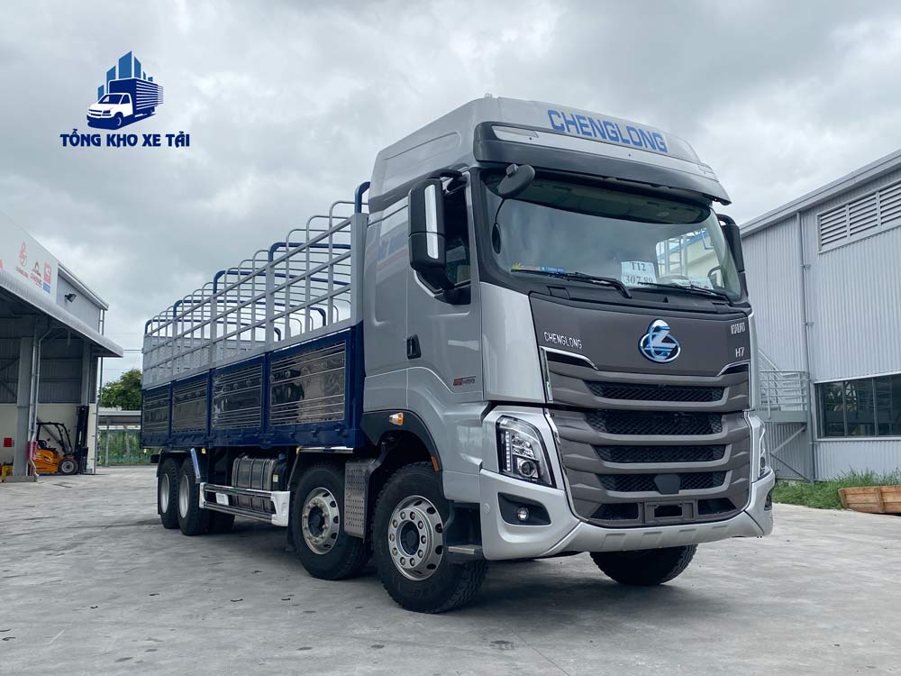 XE TẢI 4 CHÂN CHENGLONG H7 400HP THÙNG MUI BẠT 9.7M